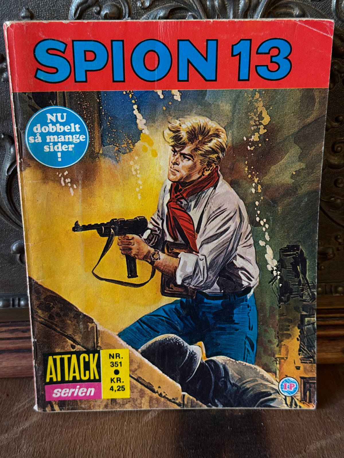 Attack serien nr. 351
