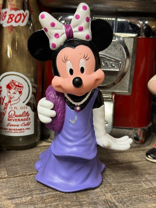 Minnie I fest tøj