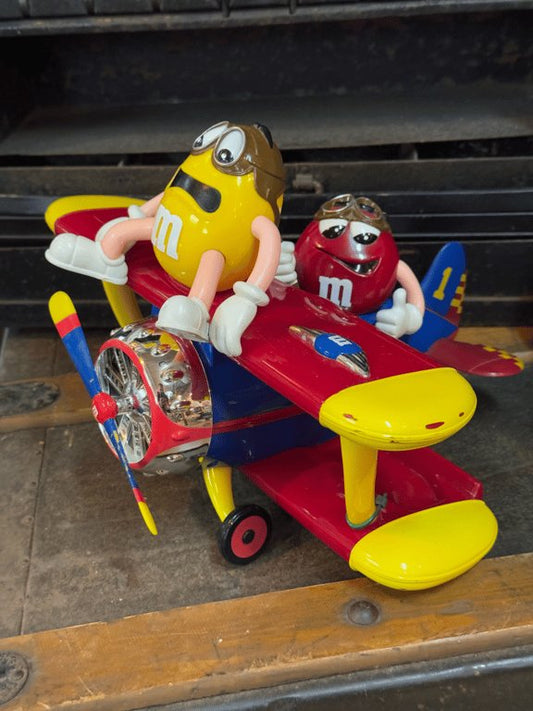 M&M Flyver