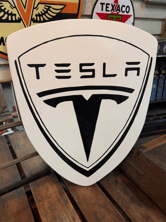Tesla skilt